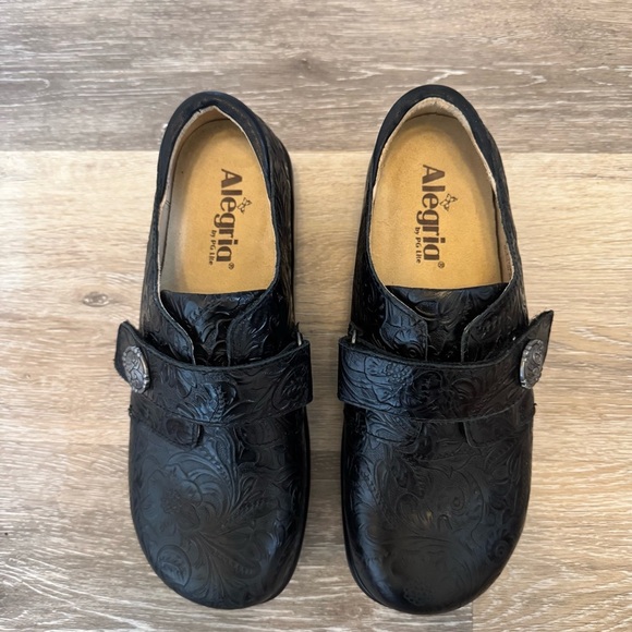 Alegria Joleen Black Floral Tar Tooled Shoe Size EU 37 / US 7 - 7.5 - Picture 2 of 7